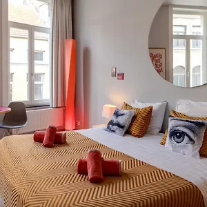 Belle De Nuit Privatunterkunft