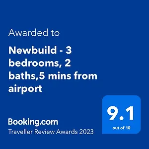Newbuild - 3 Bedrooms, 2 Baths,5 Mins From Airport Ferienhaus